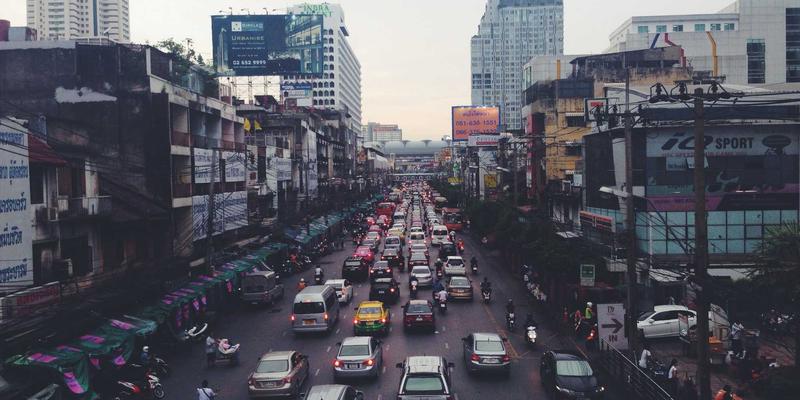 金融理财新纪元：如何通过市场分析与优质理财平台实现财富管理升级